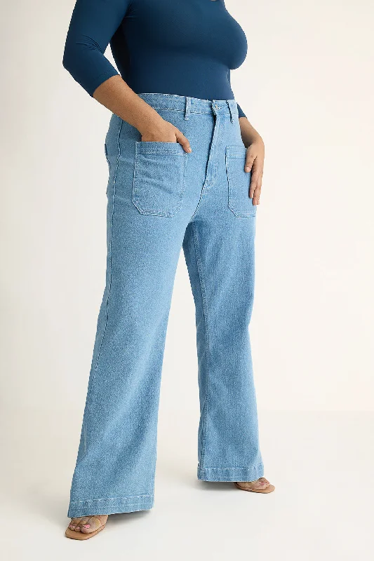 Siren Front Pocket Bootcut Curve Jeans