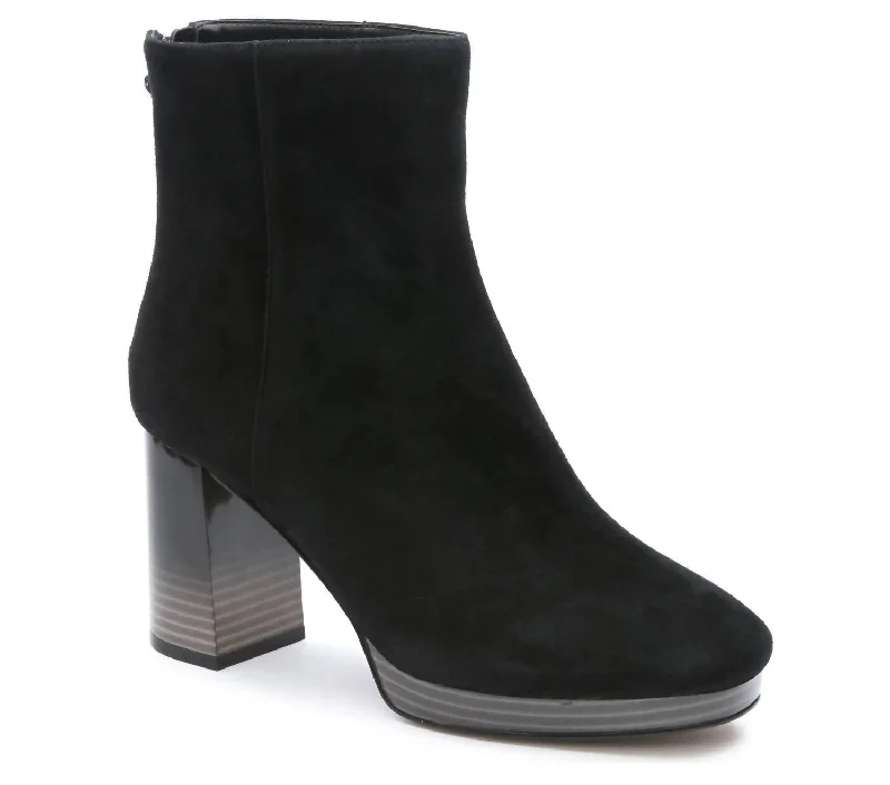 Razzle Bootie In Black Suede