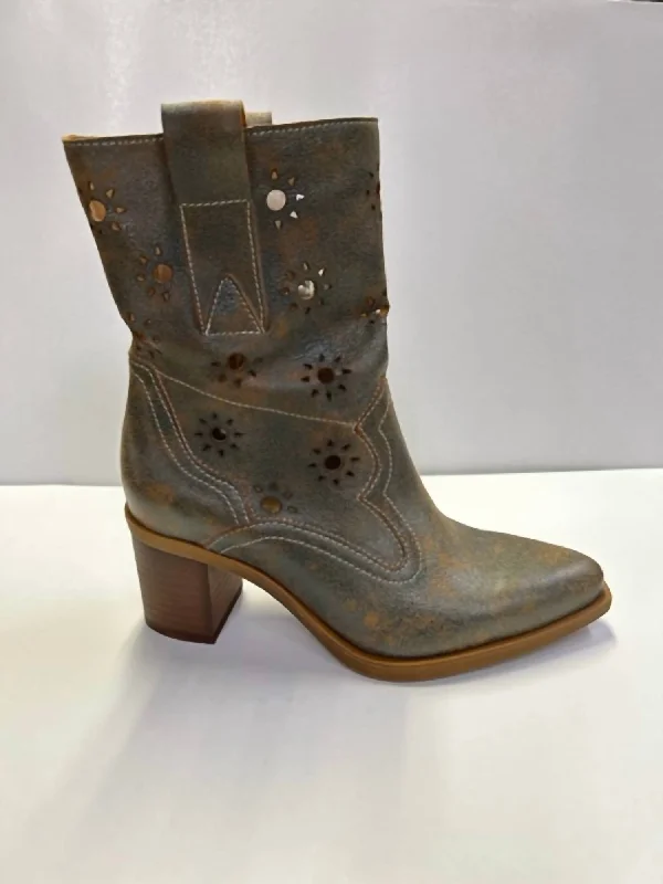 Tonya Heeled Boots In Petrol